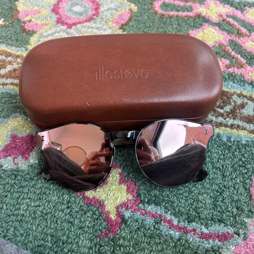 Illesteva Two Point One Mirror Sunglasses